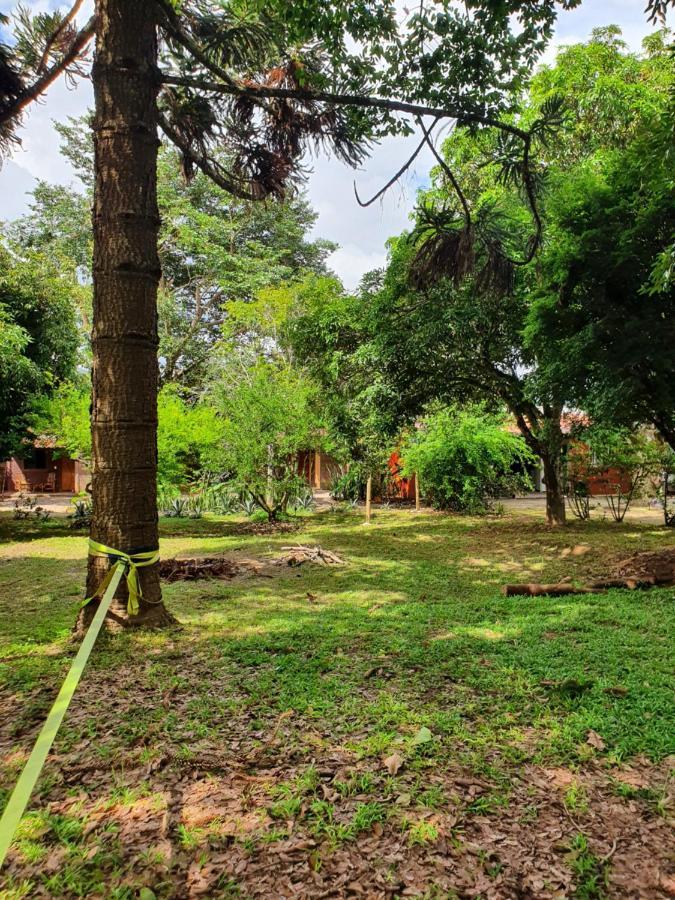 Free Soul House - Localizacao Ideal No Centrinho Алту-Параизу-ди-Гояс Экстерьер фото